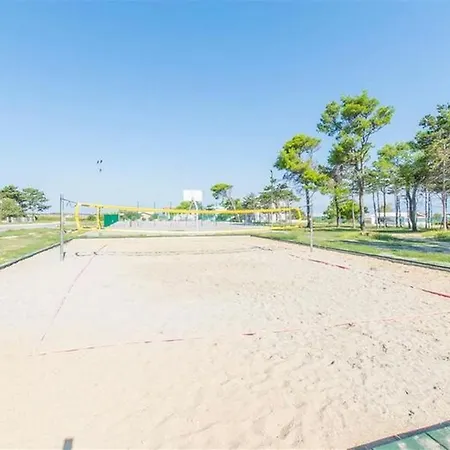 Apartment Libertas Near Queen Beach- By Ta Leut Agency Privlaka (Zadar)