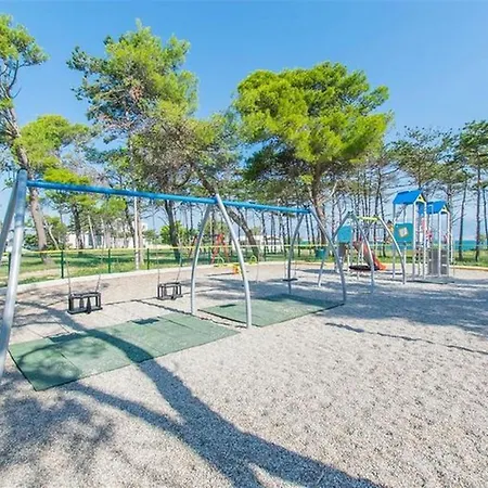 Libertas Near Queen Beach- By Ta Leut Agency דירה