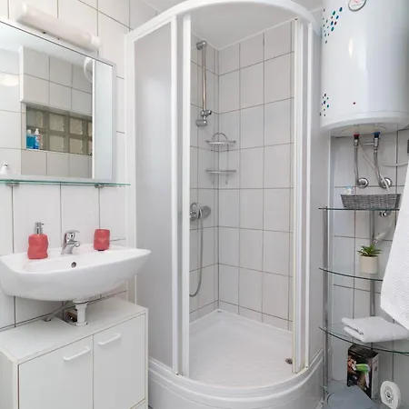 Libertas Near Queen Beach- By Ta Leut Agency