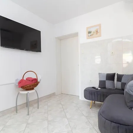 Libertas Near Queen Beach- By Ta Leut Agency Privlaka (Zadar)