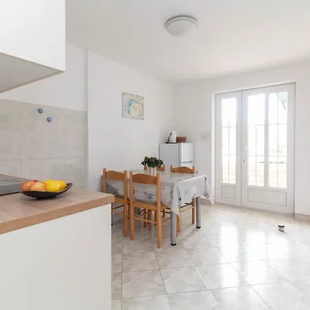Libertas Near Queen Beach- By Ta Leut Agency