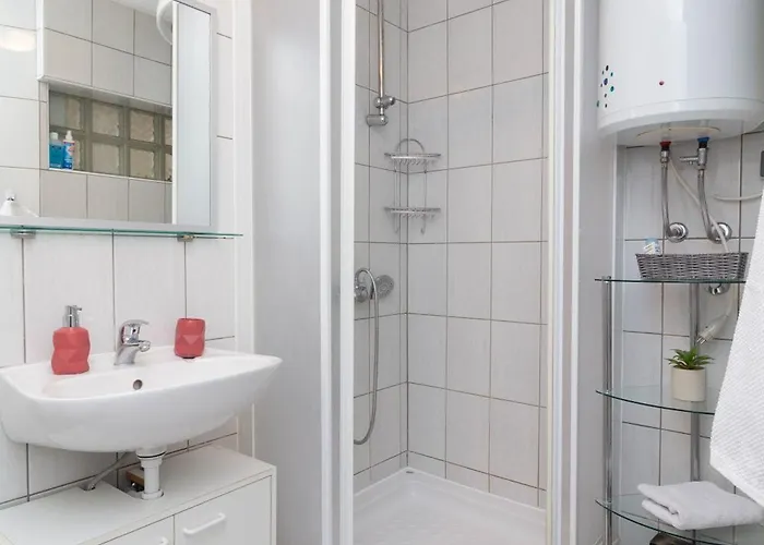 Libertas Near Queen Beach- By Ta Leut Agency