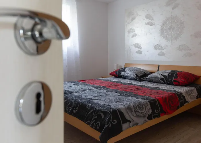 Libertas Near Queen Beach- By Ta Leut Agency *