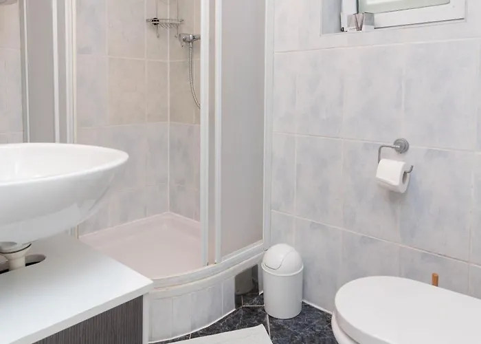 Libertas Near Queen Beach- By Ta Leut Agency