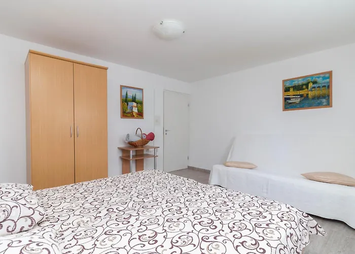 Libertas Near Queen Beach- By Ta Leut Agency Appartement