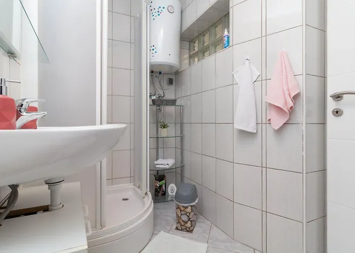 Appartement Libertas Near Queen Beach- By Ta Leut Agency