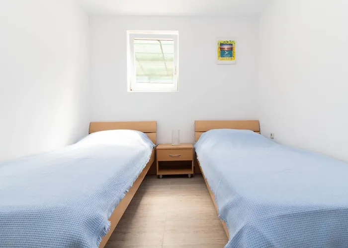 Libertas Near Queen Beach- By Ta Leut Agency *