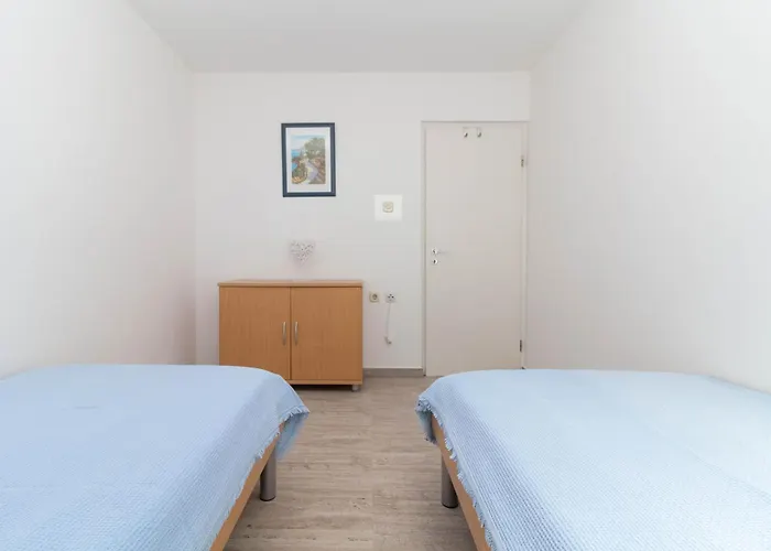 Appartement Libertas Near Queen Beach- By Ta Leut Agency